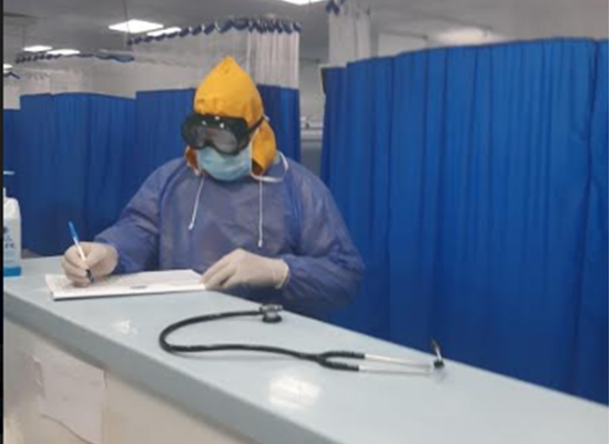 طبيب مصري يروي تفاصيل الإصابة بكورونا.. وطرق العلاج Image1_320202616382428973817