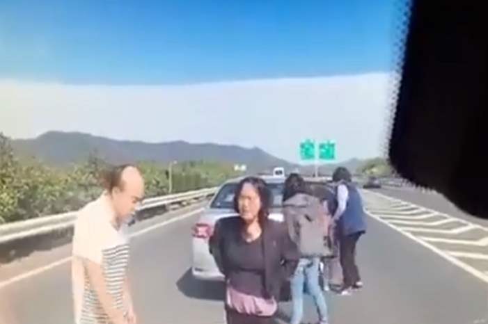 5bbcc5f6d437508a7d8b45c4