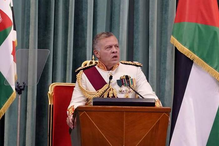 6b63bb2e-5a57-4958-b6ae-e4eebe413113