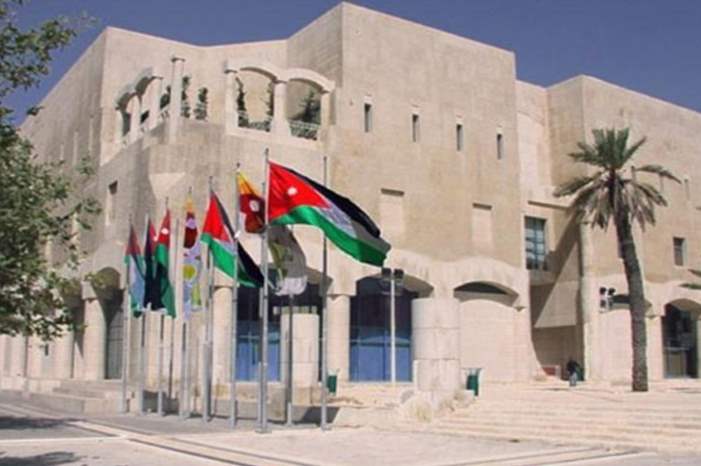 cae808b24dcf32f73b7d511c73fbee38