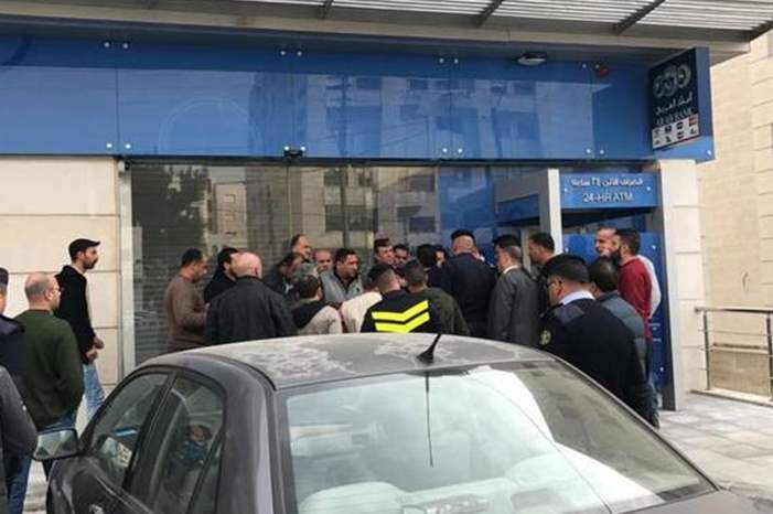 179cf77e52ffb4bc1aa5f38017535c7d