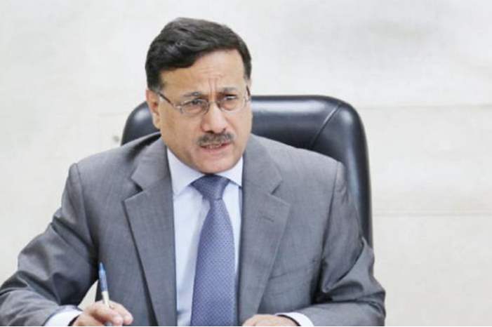 وزير المالية عز الدين كناكرية يتحدث لـ %26quot%3Bالغد%26quot%3B - %28تصوير%3A أسامة الرفاعي%29