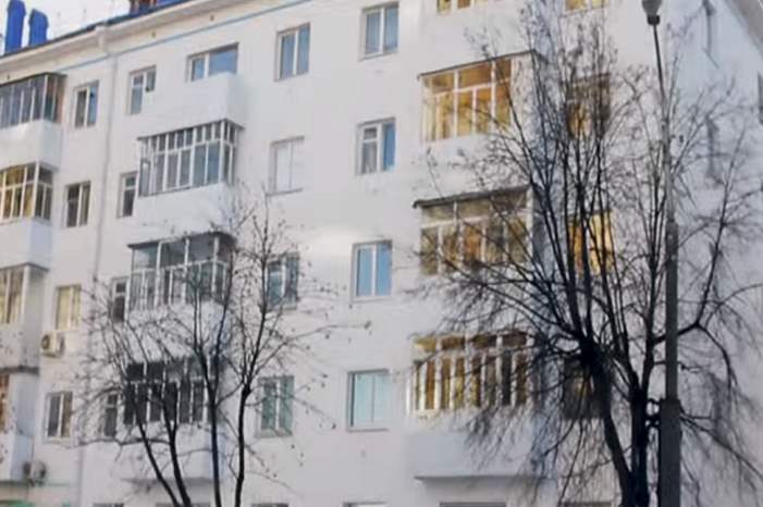 5bb4c82095a5978a568b45ce