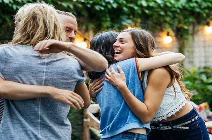 5bb5d27cd43750515d8b45c4