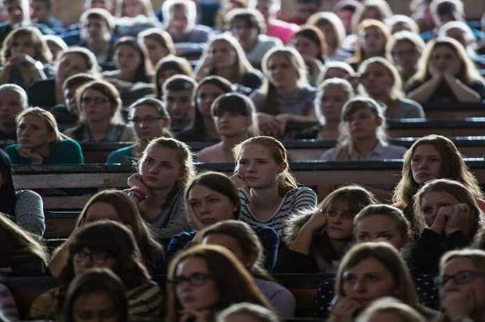 5bb447ed95a5977c148b45a4