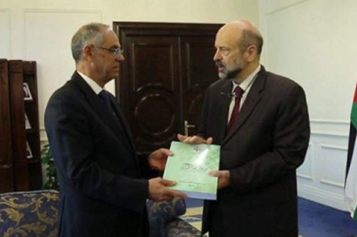 216489_44_1541067961