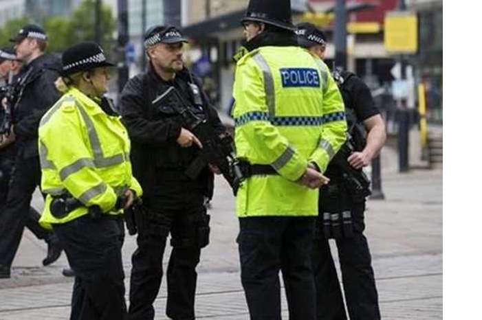 0305f75be879bfde7fe90a8c9f04083f