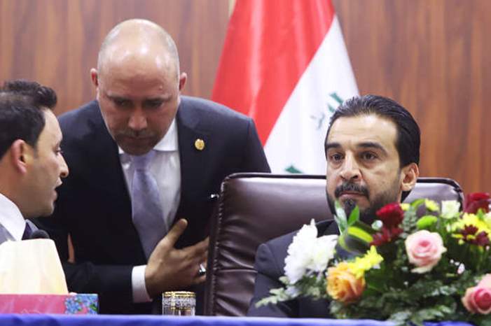 5bf2588dd43750ee288b45eb