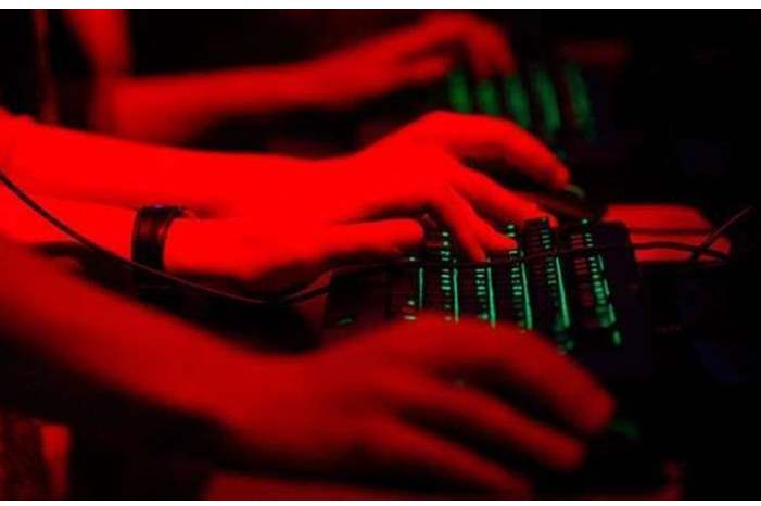 5bf275c2d43750ee288b4613