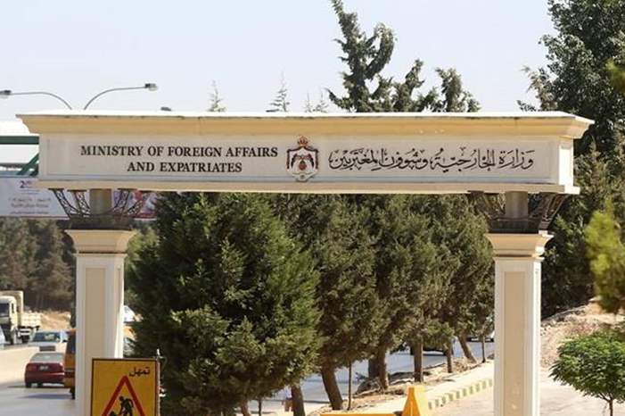 11201816182225329813781