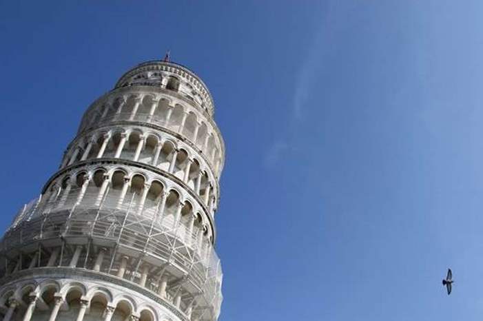 5bf66585d43750fa618b45f1