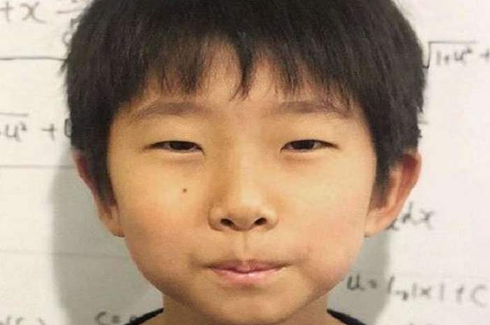 5bf3d51195a597d13f8b462e