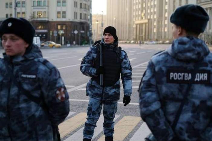 5bf90059d43750b1558b457c