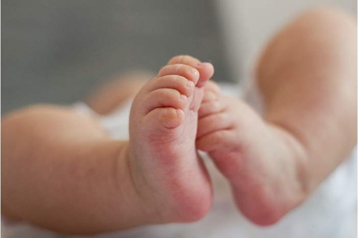 baby-feet-2612403_960_720