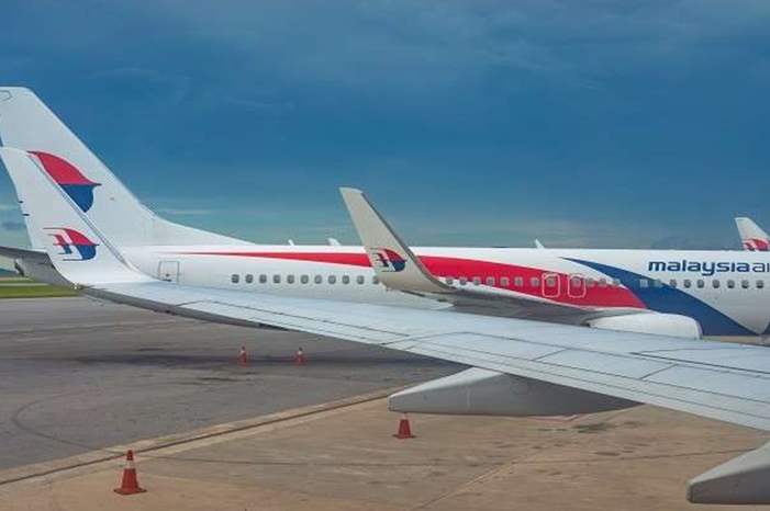 5be1755295a5972e298b4571