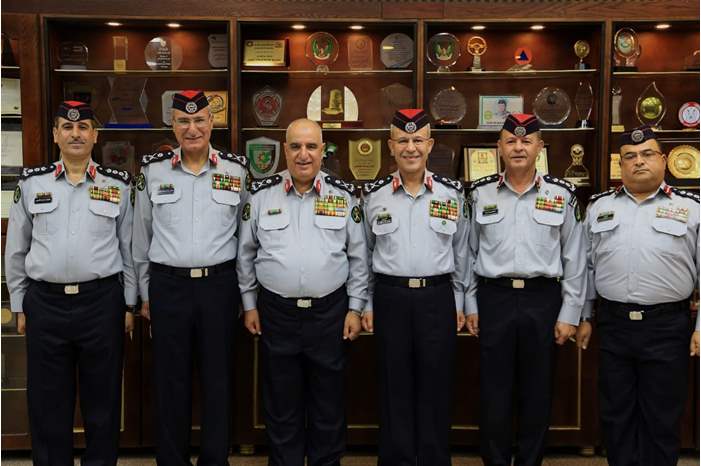 ea1b4d40-2594-41d5-aebd-ed9674bec302