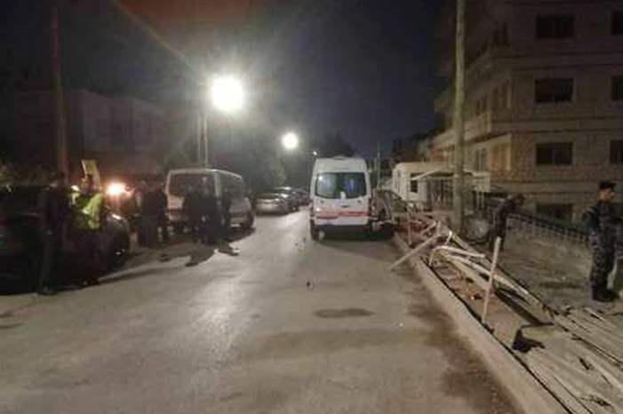 main_image5be491d1df7a3