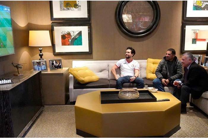 49697055_2044987695804020_2948261136195125248_o