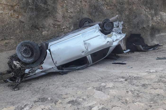 18000732-ef1a-4b26-9b26-879968138e2c