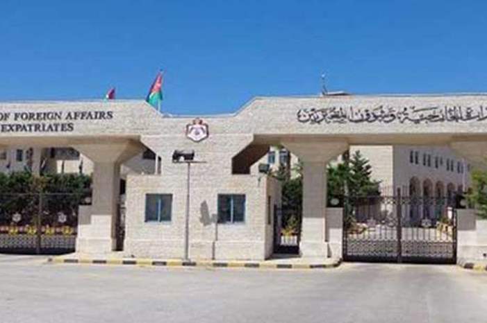 12201815155350943637013