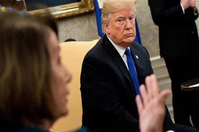 ترامب-بيلوسي-740x430