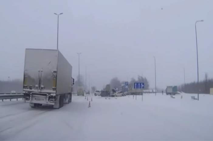 5c49de0a95a597082e8b4600