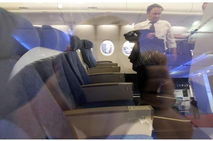 5c4b20c3d437504f5a8b45bb