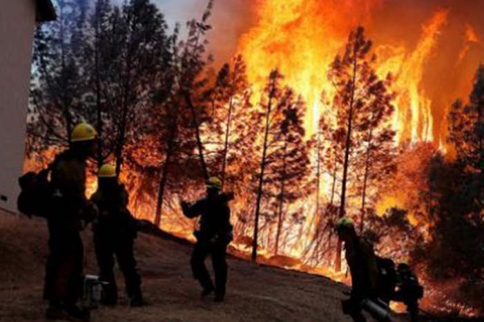 حرائق الغابات في كاليفورنيا