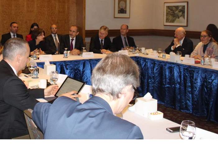 وزير الخارجية