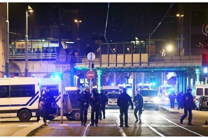 5c15ea7f95a597c0588b45e1