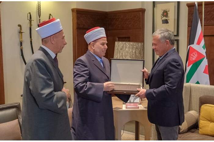 2d7f82342b52d0124eef52d1a46e314e