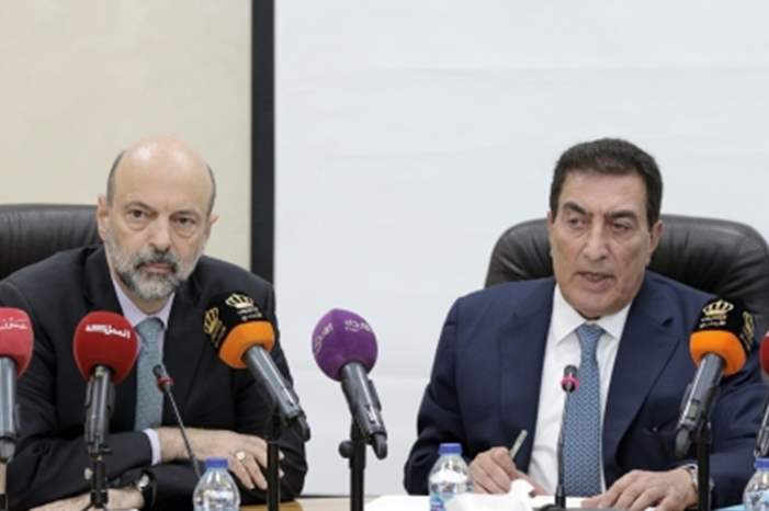 220895_18_1545902321