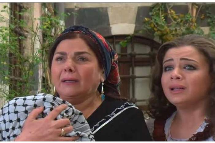 5c0a3424d4375016558b4593