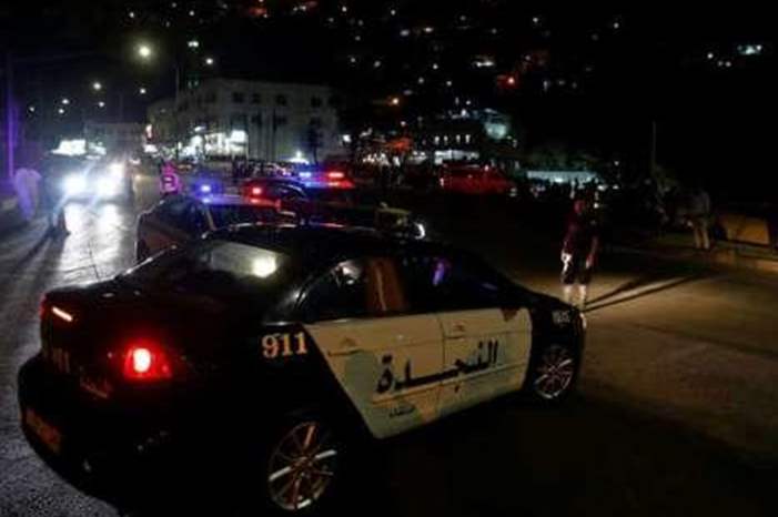 main_image5c69b15a98946