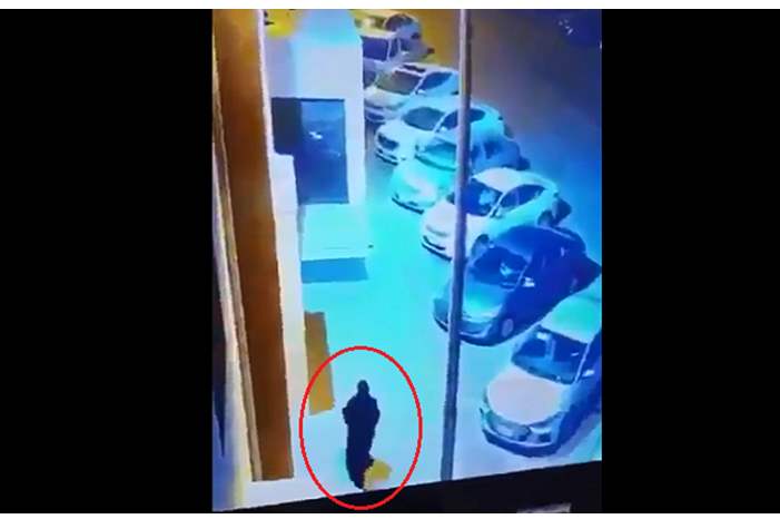 5c698b2cd43750460b8b4631