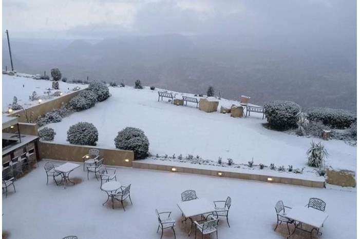 الثلوج جنوب المملكة