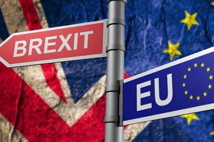 60-131631-britain-precast-agreement-voters_700x400