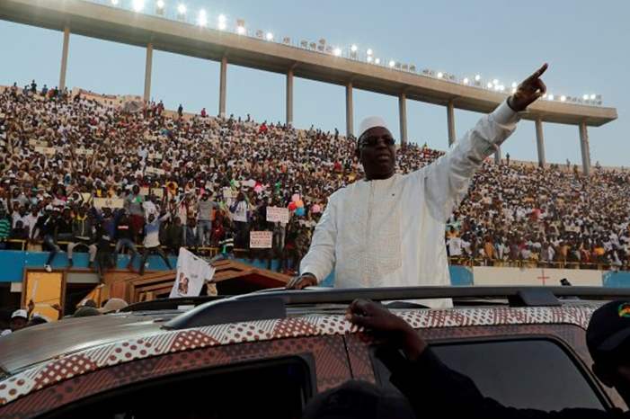 2019-02-23T005133Z_262081664_RC12763D6C70_RTRMADP_3_SENEGAL-ELECTION-MACKY-SALL-RALLY-750x430
