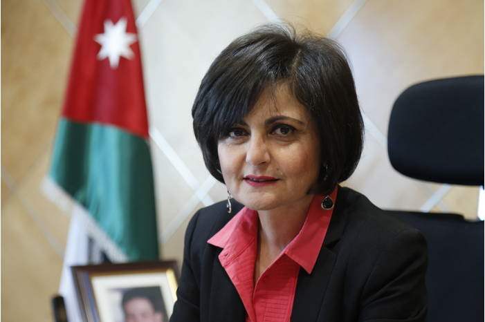 f0c755bb3f725563e99c07341af8ab4a