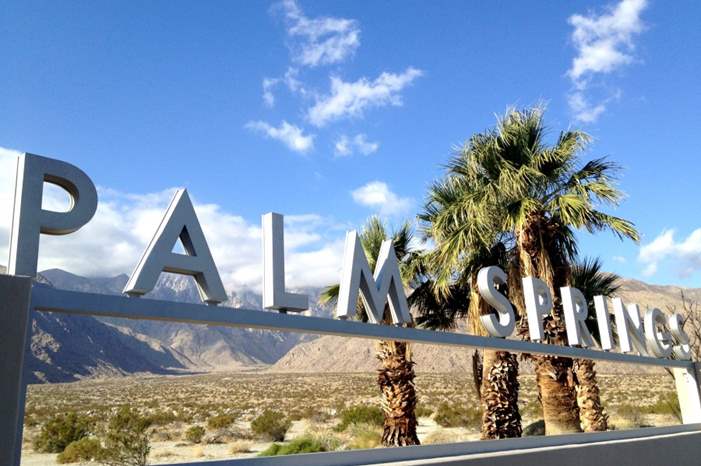 Palm-Springs-Sign