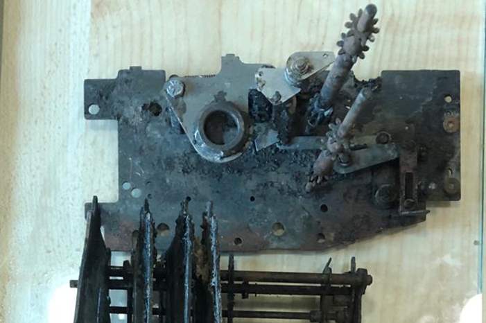 25f6fb406694338cf6472cc2568e46cf