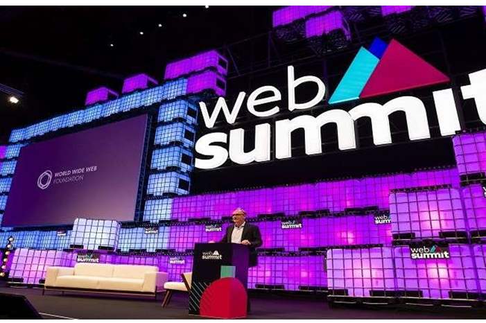 5c876dead43750c5288b459e