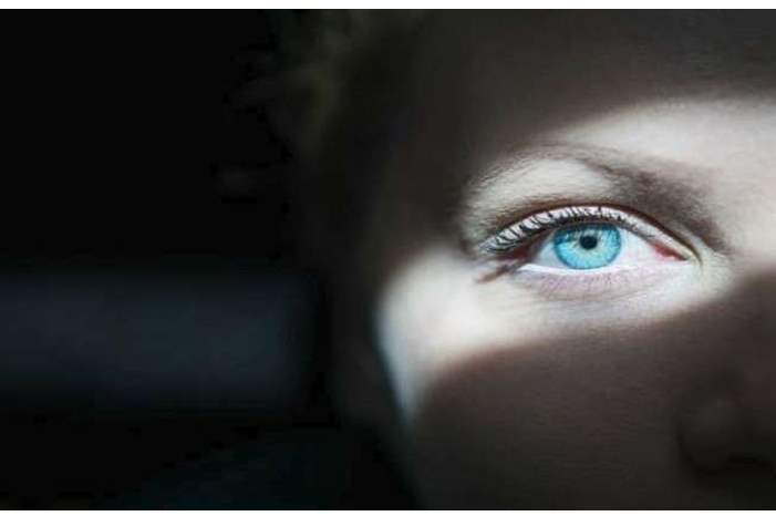 5c87b122d43750df438b4586