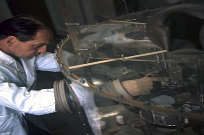 5c87ab45d43750d2438b4573