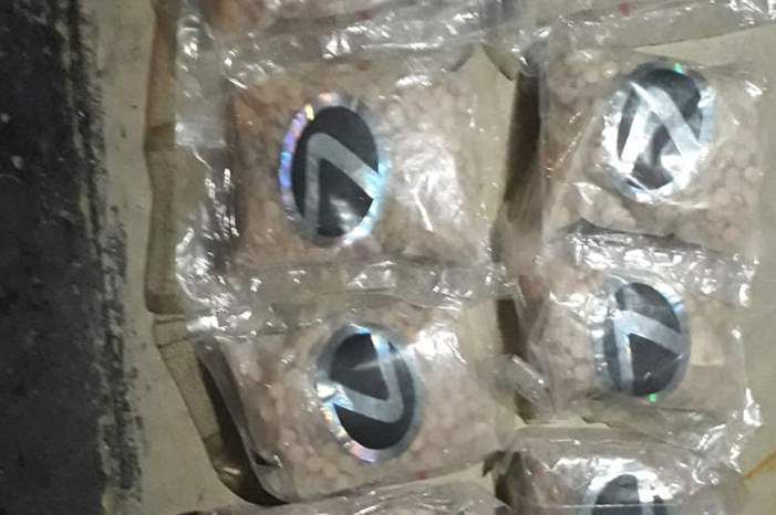 521deafb-7c9f-4182-a4e8-4382465ea20b