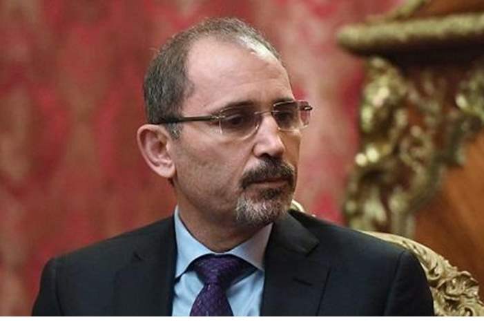 main_image5c4ea12ce1452