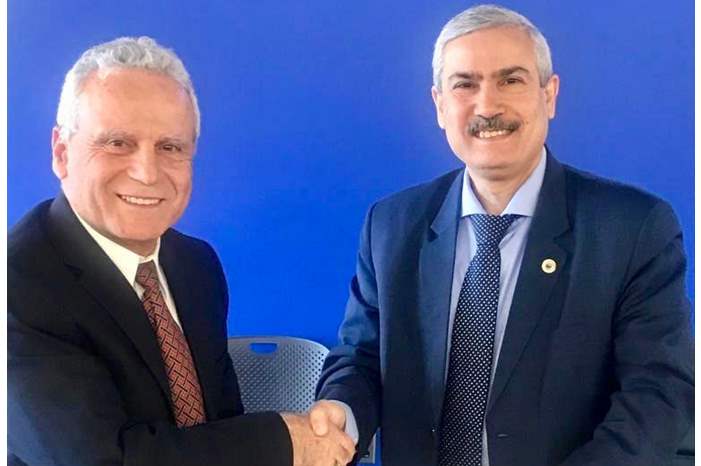 65c3569f-b6d6-4b1b-bfed-7e790375163d