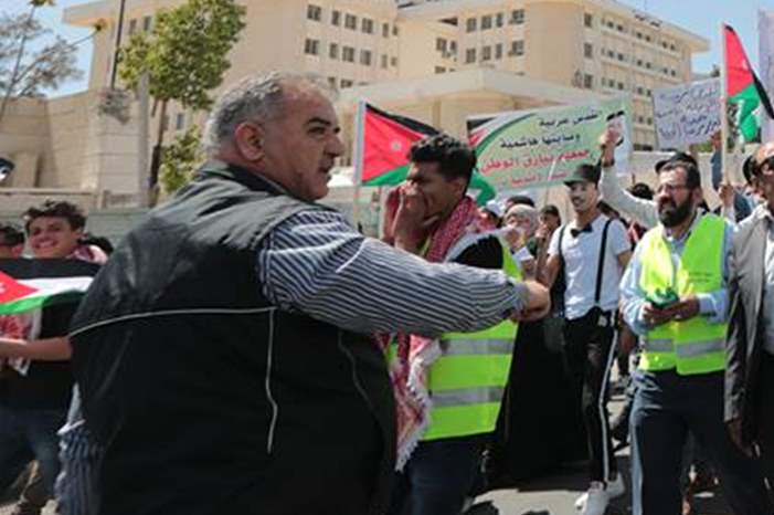 239bd53ad17386674b5c1e55c1c26c0b