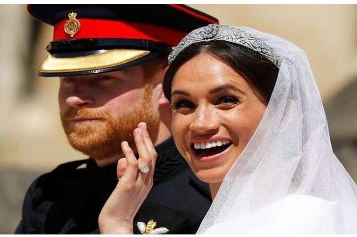 5cb449c0d437505c628b4586