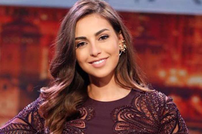 الصور-الأولى-لخطبة-فاليري-أبو-شقرا-1300x600